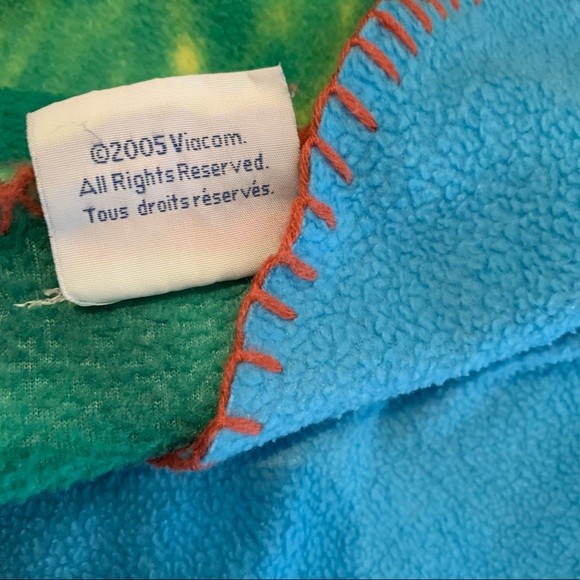 Dora The Explorer Kids Adorable Fleece Throw Blanket - Picture 2 of 16